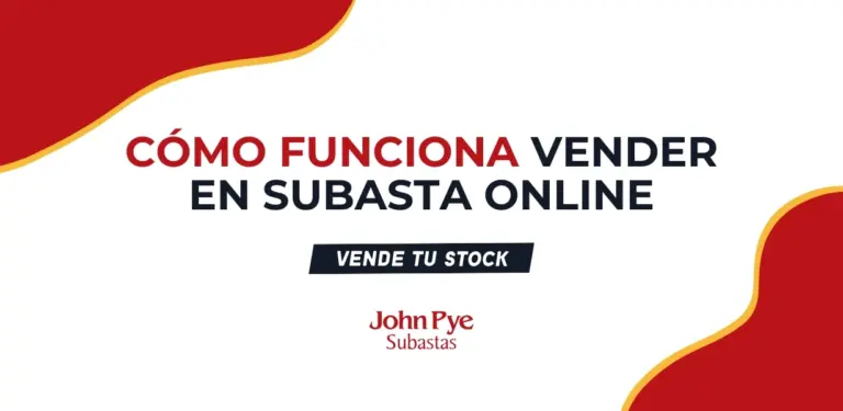 Cabecera con el mensaje “Cómo funciona vender en subasta online. Vende tu stock” y logotipo de John Pye Subastas sobre fondo blanco con formas rojas.